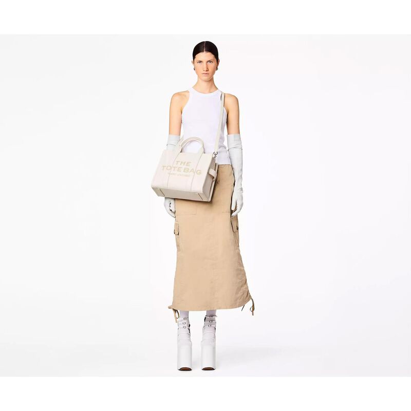 MARC JACOBS The Leather Medium Tote Bag image number 3